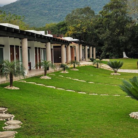 Hotel Real Tamasopo Bagian luar foto